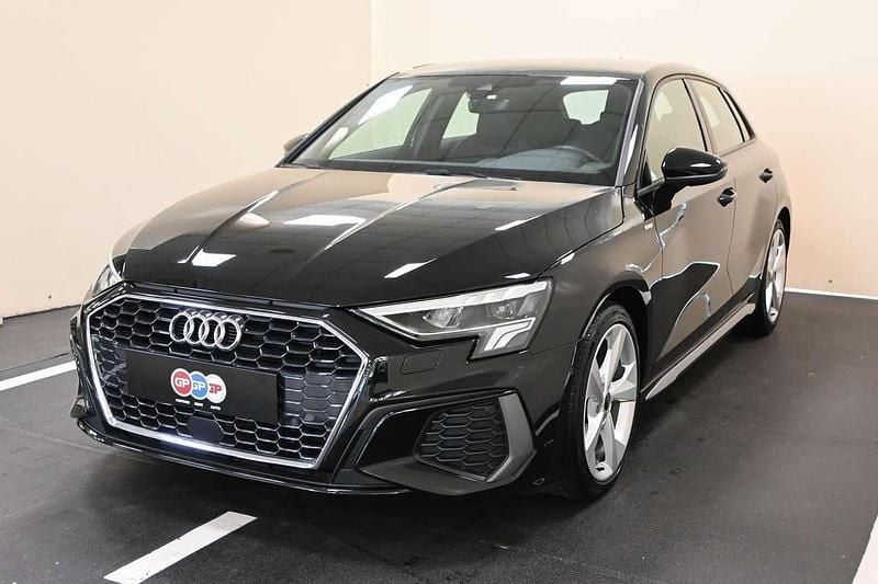Usata Audi A3 Sportback S-Line 150 CV (110 kW) 2024 Nero Utilitaria