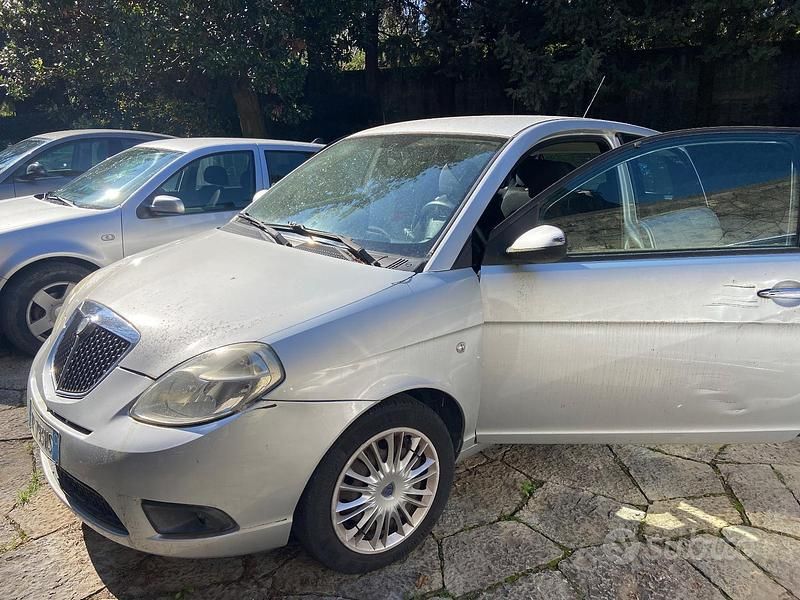 Usata Lancia Ypsilon 2008 Grigio Utilitaria