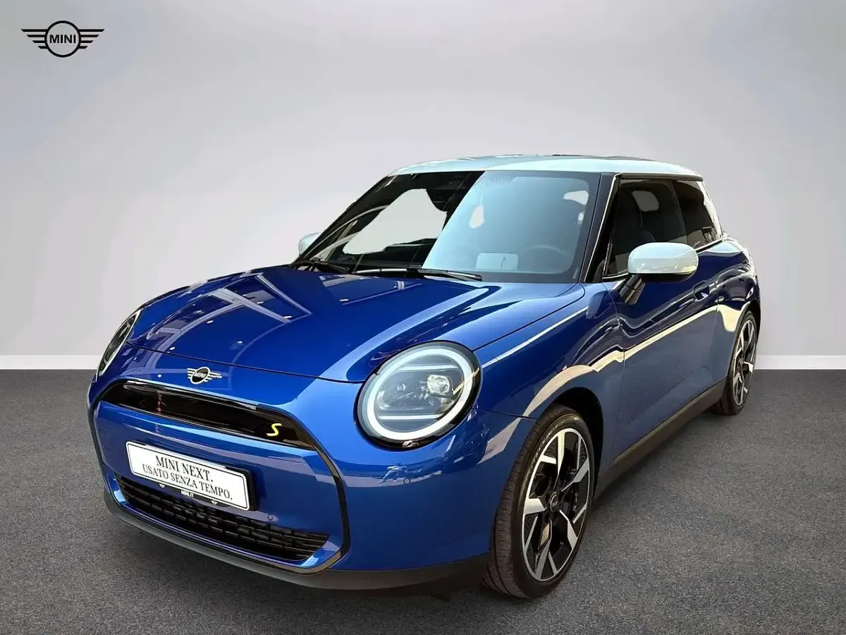 Usata Mini Cooper SE Classic 160 kW (218 CV) 2025 Utilitaria