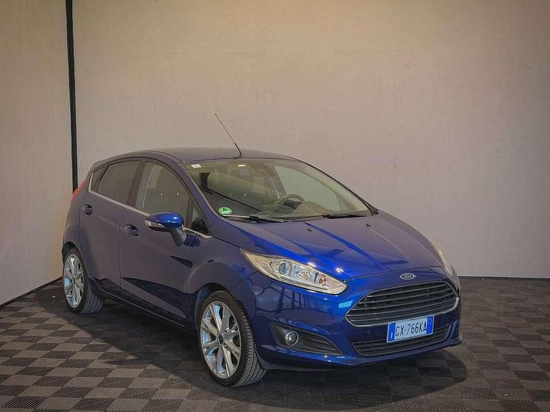 Usata Ford Fiesta Titanium 95 CV (69 kW) 2016 Blu/azzurro Berlina