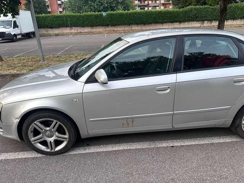 Usata Audi A4 116 CV (85 kW) 2011 Berlina