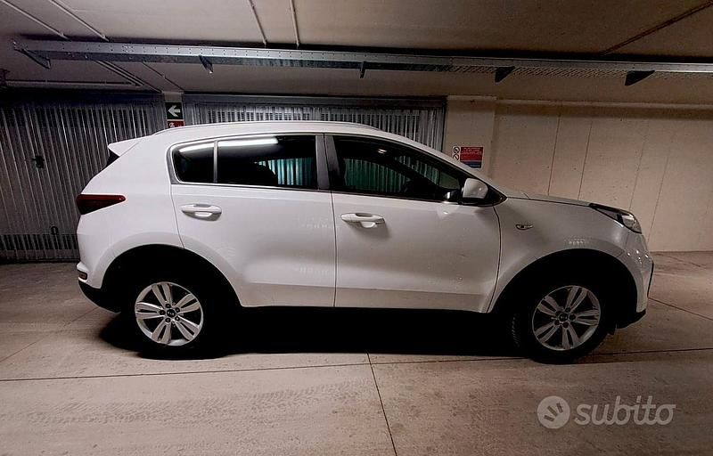 Usata Kia Sportage 116 CV (85 kW) 2018 Bianco SUV