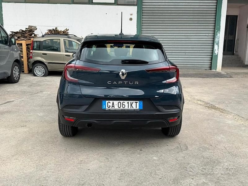 Usata Renault Captur Intens 95 CV (69 kW) 2020 Blu SUV