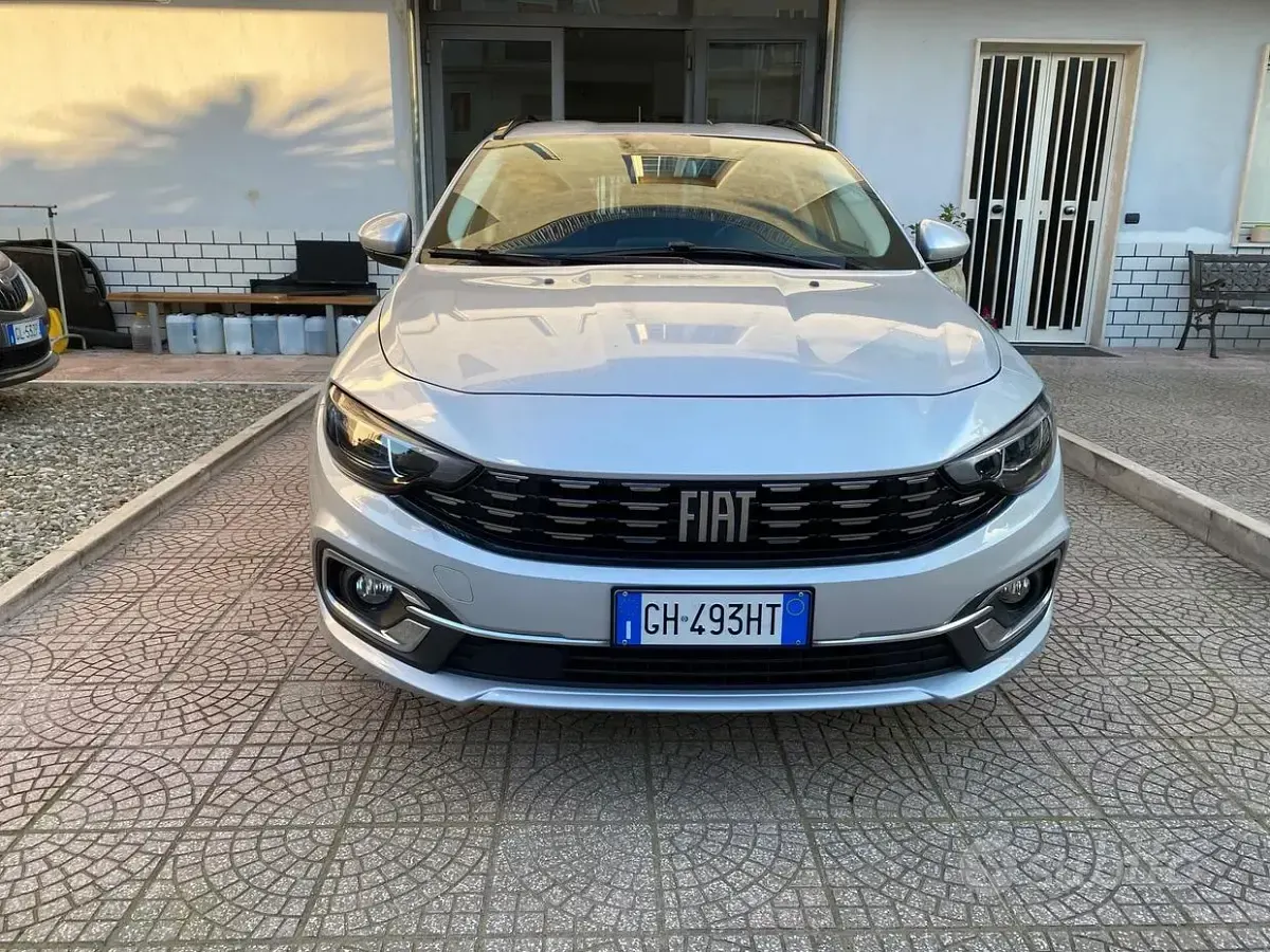 Occasion Fiat Tipo Business 131 PK (96 kW) 2021 Grijs Stationwagen