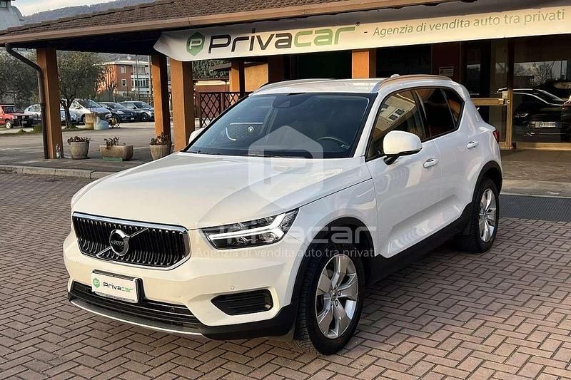 Usata Volvo XC40 Momentum 150 CV (110 kW) 2019 Bianco SUV