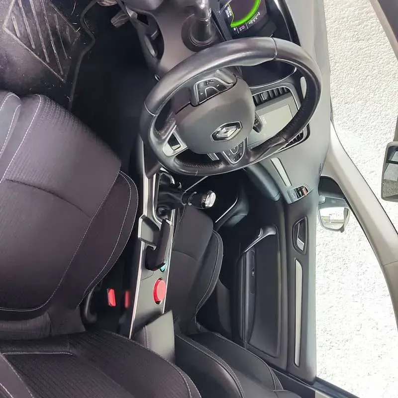 Usata Renault Mégane GrandTour 110 CV (80 kW) 2018 Grigio Station wagon