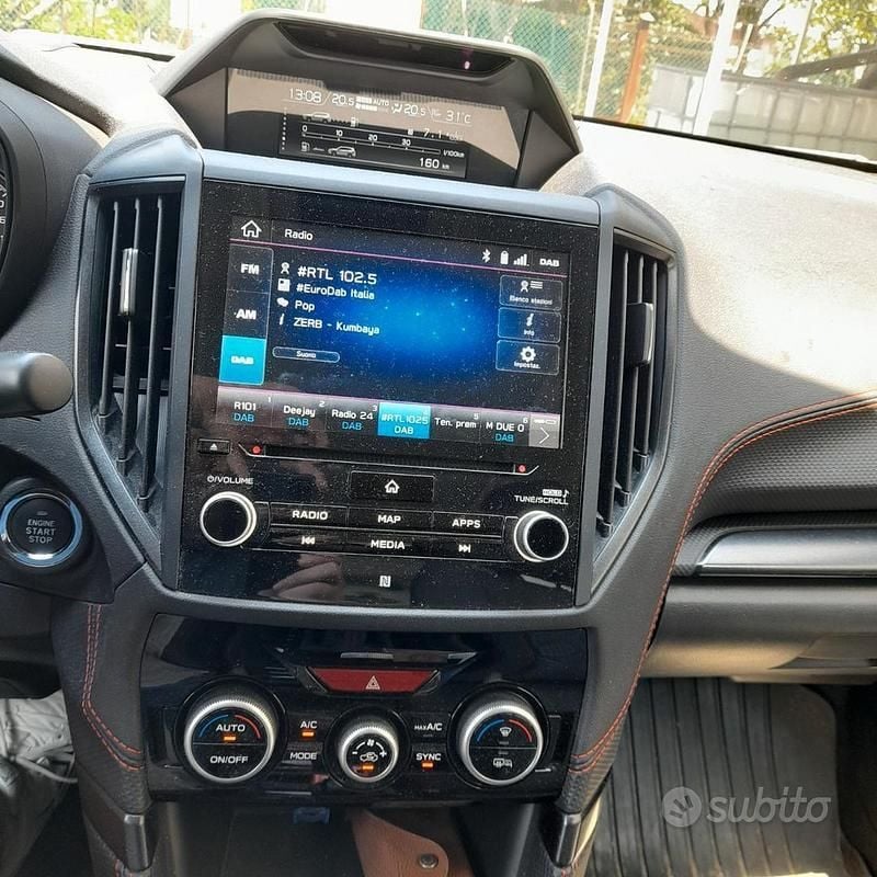 Usata Subaru Forester 150 CV (110 kW) 2022 Bianco SUV