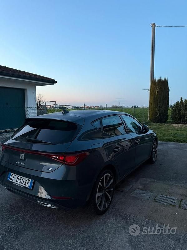 Usata Seat Leon FR 131 CV (96 kW) 2021 Berlina
