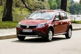 Usata Dacia Sandero 2009 Rosso Utilitaria