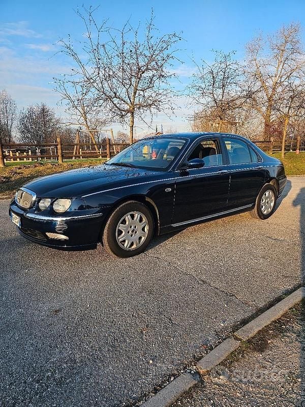Blu Usata 2002 BMW 2000C/CS Efficient Dynamics Coupé | 1500 € - Immagine 1/4