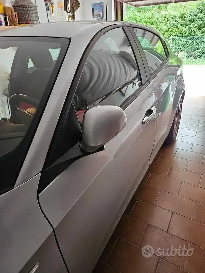 Usata Alfa Romeo Giulietta 120 CV (88 kW) 2019 Grigio Utilitaria