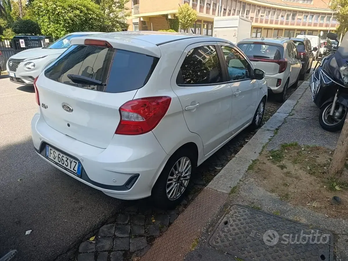 Usata Ford Ka Plus 86 CV (63 kW) 2018 Bianco Utilitaria