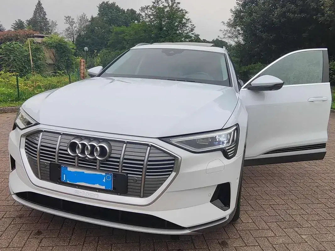 Usata Audi e-tron Advanced 158 kW (215 CV) 2020 Bianco SUV