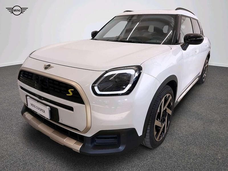 Bianco Usata 2024 Mini Countryman Favoured SUV | 40.200 € (Buon prezzo) - Immagine 1/4