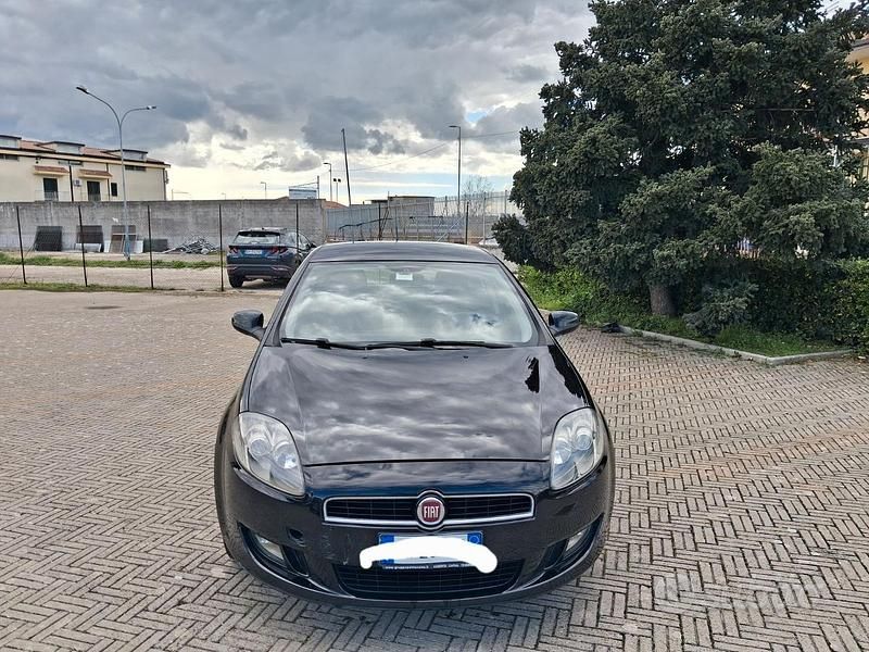 Usata Fiat Bravo 105 CV (77 kW) 2014 Nero Utilitaria