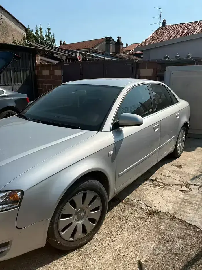 Usata Audi A4 140 CV (102 kW) 2006 Grigio Berlina