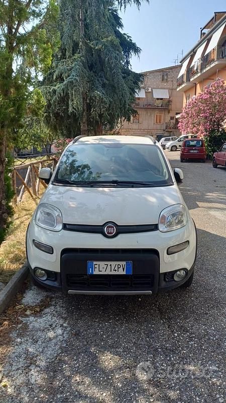 Bianco Usata 2017 Fiat Panda Cross Cross Due volumi | 12.000 € (Ottimo prezzo) - Immagine 1/4
