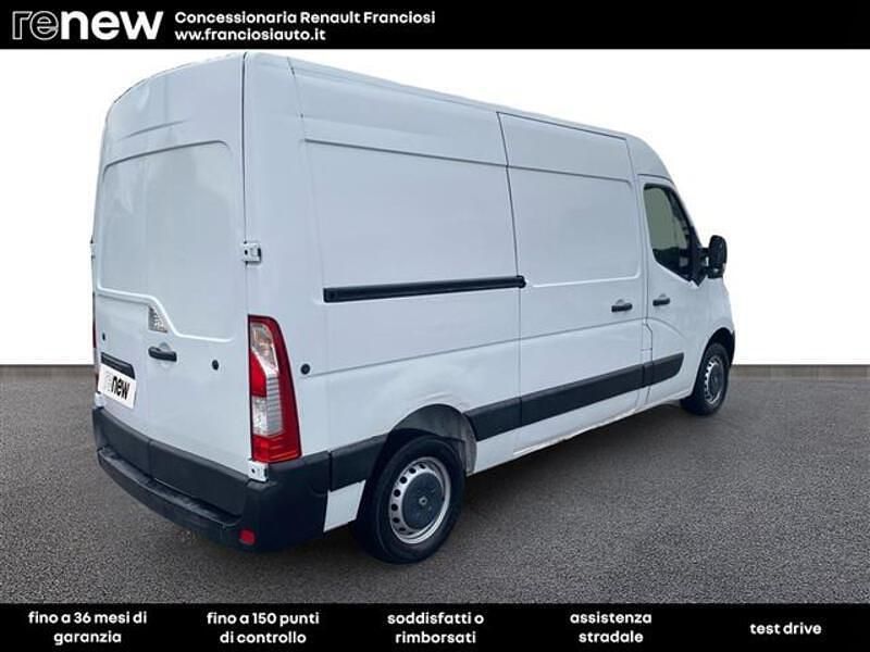 Begagnad Renault Master 131 HK (96 kW) 2019 Vit Sedan