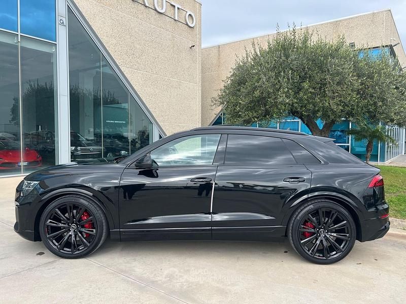 Nuova Audi Q8 S-Line 286 CV (210 kW) 2026 Nero SUV