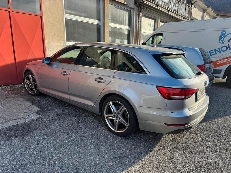 Usata Audi A4 Business 218 CV (160 kW) 2017 Grigio Station wagon