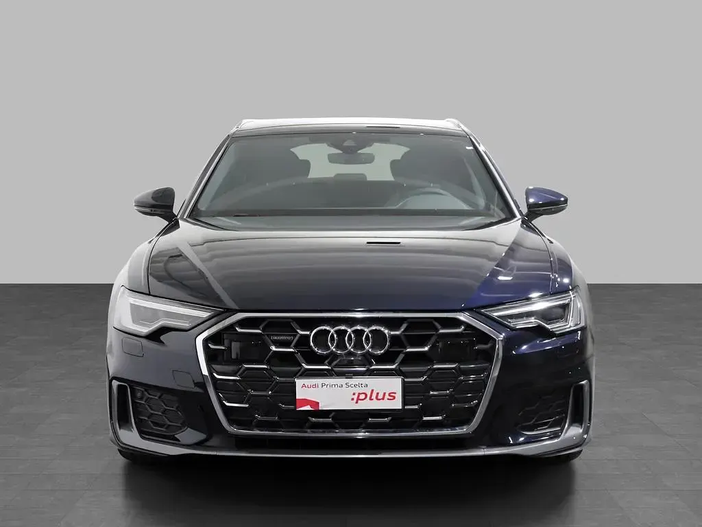 Nuova Audi A6 S-Line 204 CV (150 kW) 2025 Blu firmamento metallizzato Station wagon
