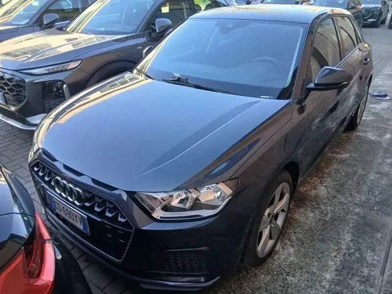 Usata Audi A1 95 CV (69 kW) 2024 SUV