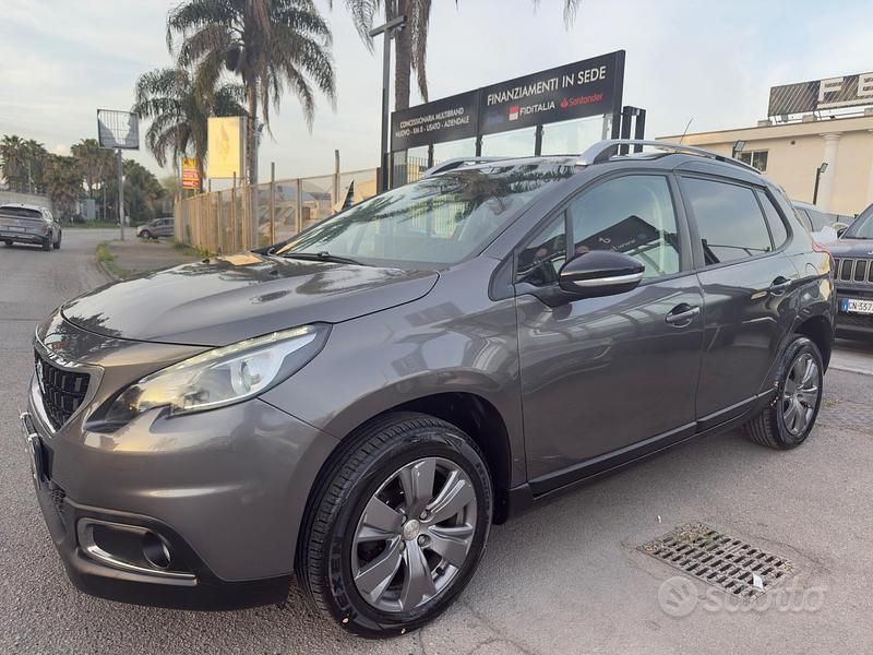 Usata Peugeot 2008 Allure 75 CV (55 kW) 2017 Grigio SUV