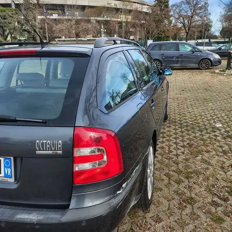 Usata Skoda Octavia Ambiente 140 CV (102 kW) 2006 Station wagon
