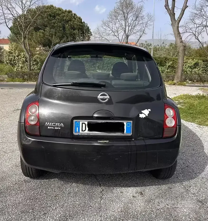 Usata Nissan Micra 2005 Nero Berlina