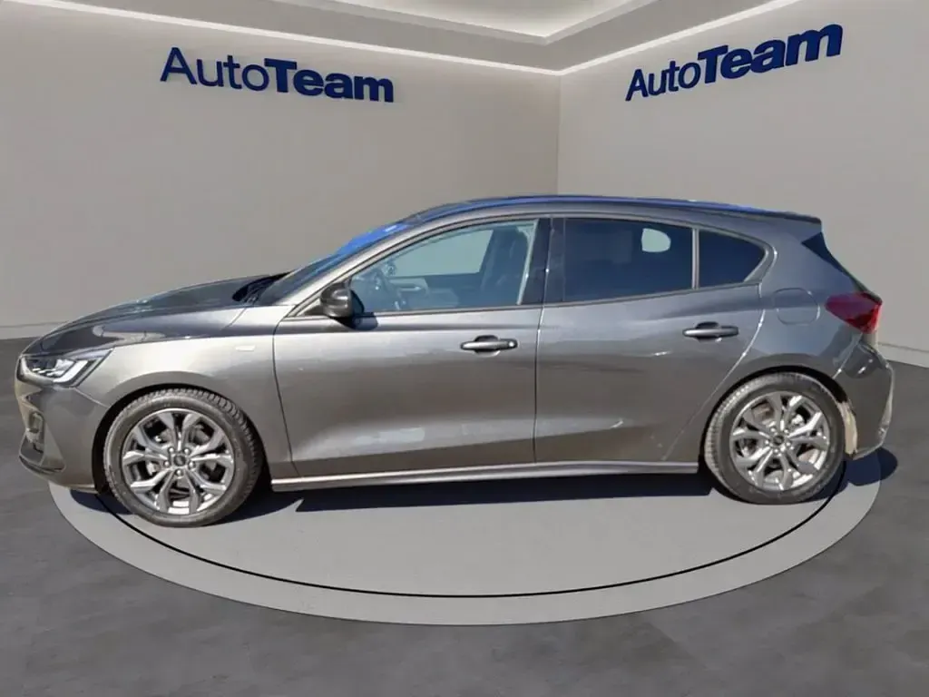 Usata Ford Focus ST-Line 116 CV (85 kW) 2025 Magnetic grey Berlina