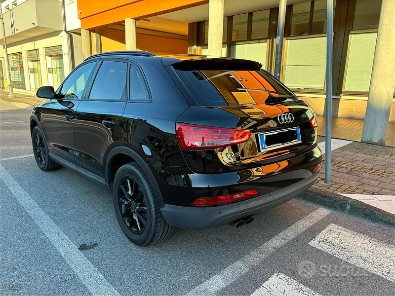 Usata Audi Q3 Business 140 CV (102 kW) 2014 Nero SUV