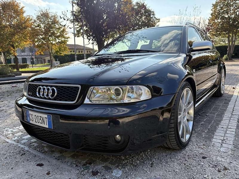 Nero Usata 2001 Audi RS4 Ambiente Station wagon | 69.000 € (Molto cara) - Immagine 1/4