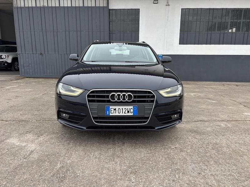 Usata Audi A4 Advanced 177 CV (130 kW) 2012 Blu Station wagon