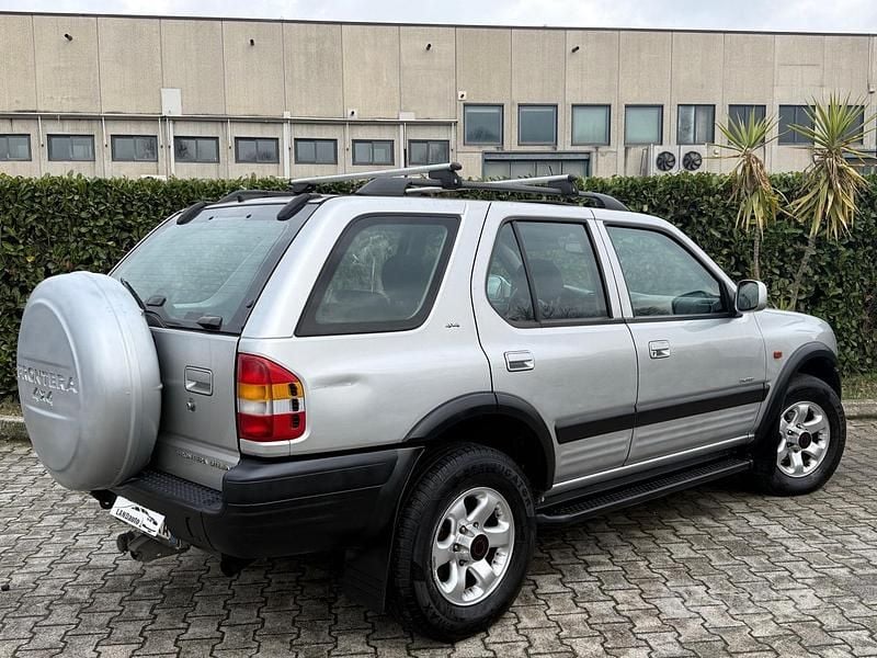 Usata Opel Frontera Limited 115 CV (84 kW) 2000 Grigio SUV