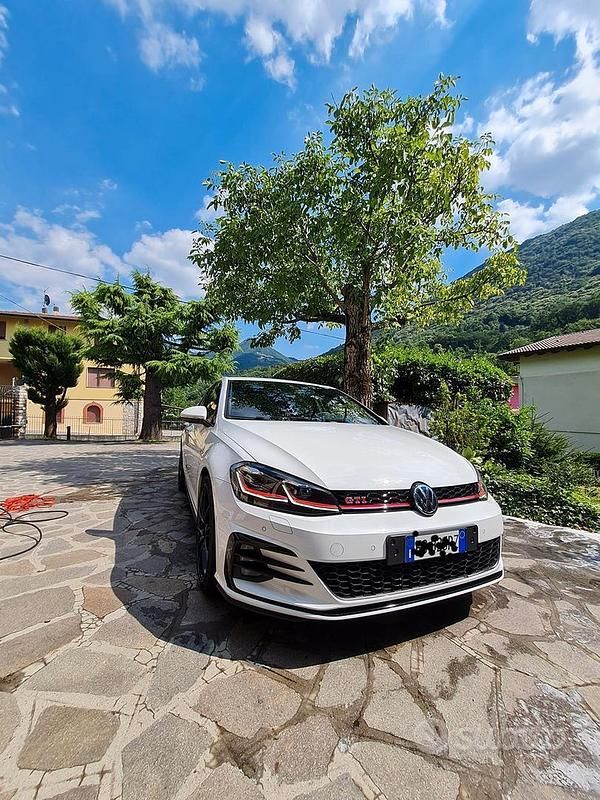 Usata VW Golf VII GTI 245 CV (180 kW) 2018 Bianco Berlina