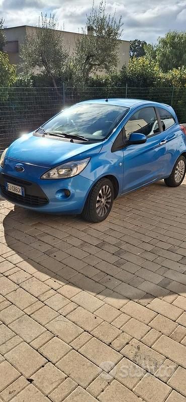 Usata Ford Ka 75 CV (55 kW) 2011 Blu Berlina