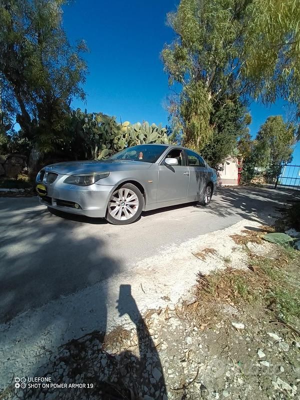 Usata BMW 530 218 CV (160 kW) 2005 Grigio Berlina