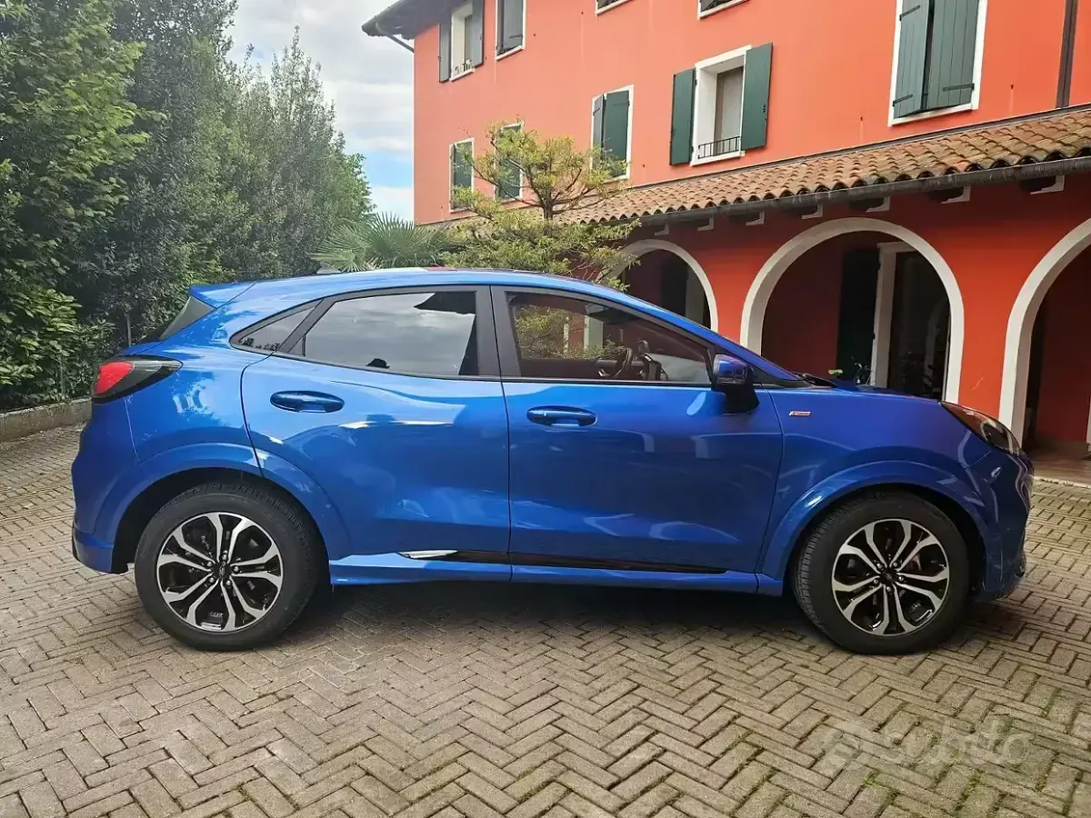 Usata Ford Puma ST-Line 120 CV (88 kW) 2020 Bluazzurro SUV