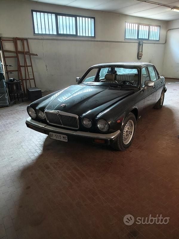 Usata Jaguar XJ6 1982 Berlina