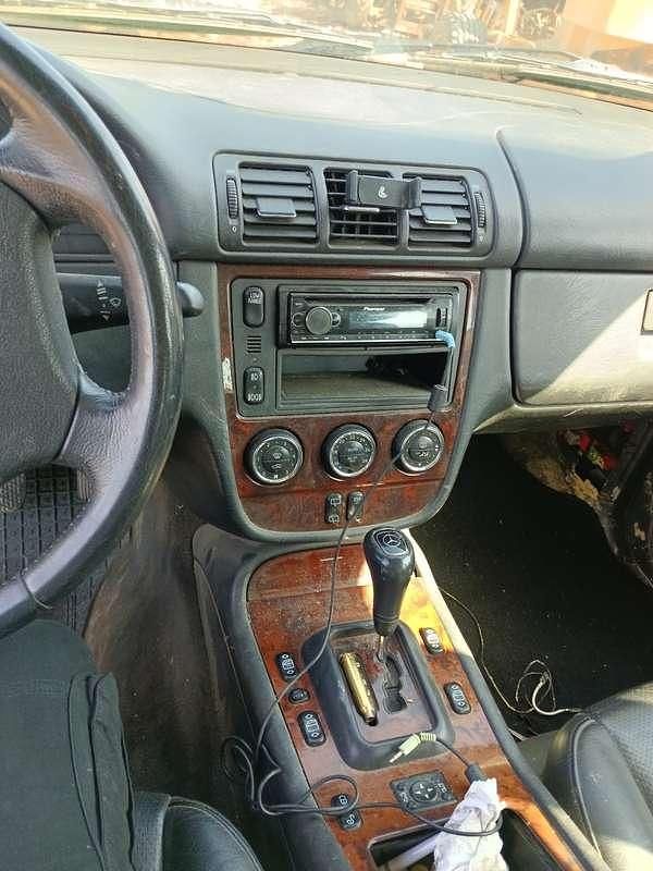 Usata Mercedes ML270 163 CV (119 kW) 2002 SUV
