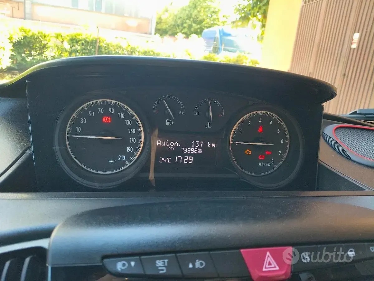 Usata Lancia Ypsilon 69 CV (50 kW) 2018 Utilitaria