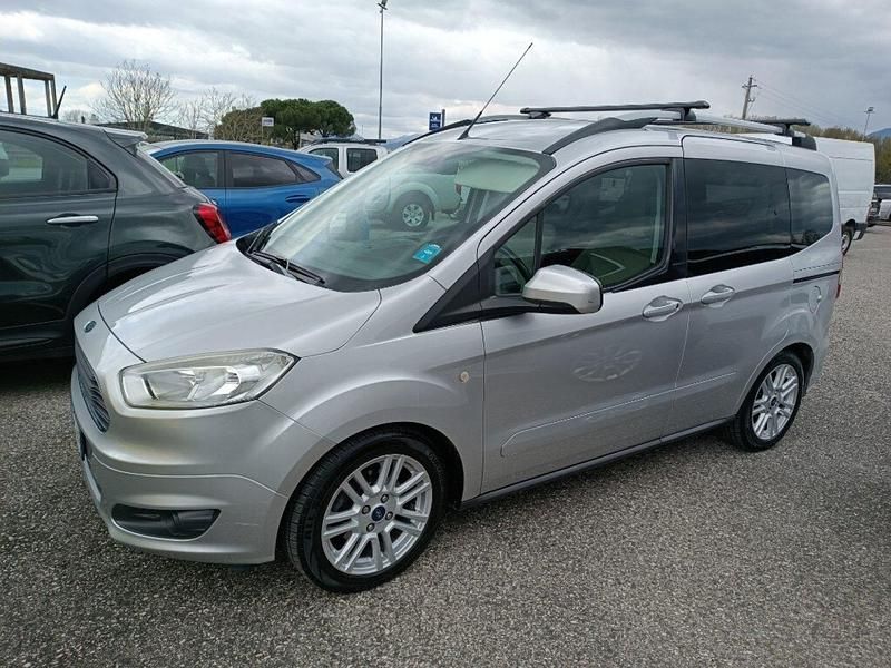 Usata Ford Tourneo 101 CV (74 kW) 2017 Altro Furgone