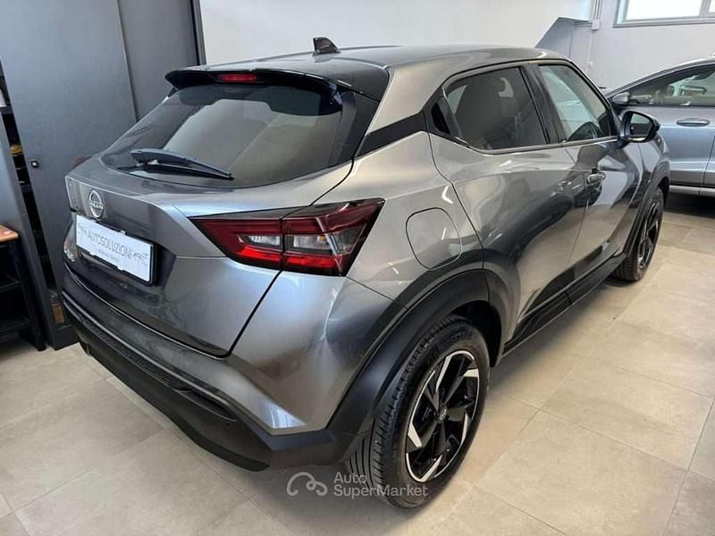 Usata Nissan Juke N-Connecta 114 CV (83 kW) 2024 Grigio SUV