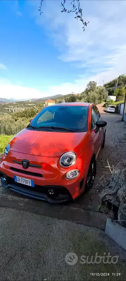 Usata Abarth 695 180 CV (132 kW) 2024 Utilitaria