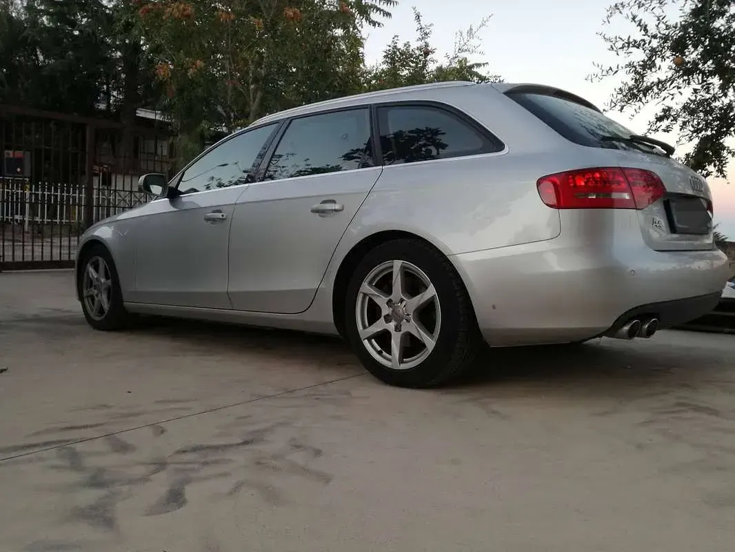 Usata Audi A4 Advanced 143 CV (105 kW) 2010 Grigio Station wagon
