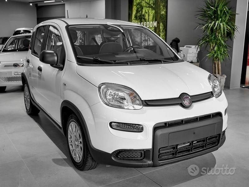 Nuova Fiat Panda S 70 CV (51 kW) 2025 Other Utilitaria