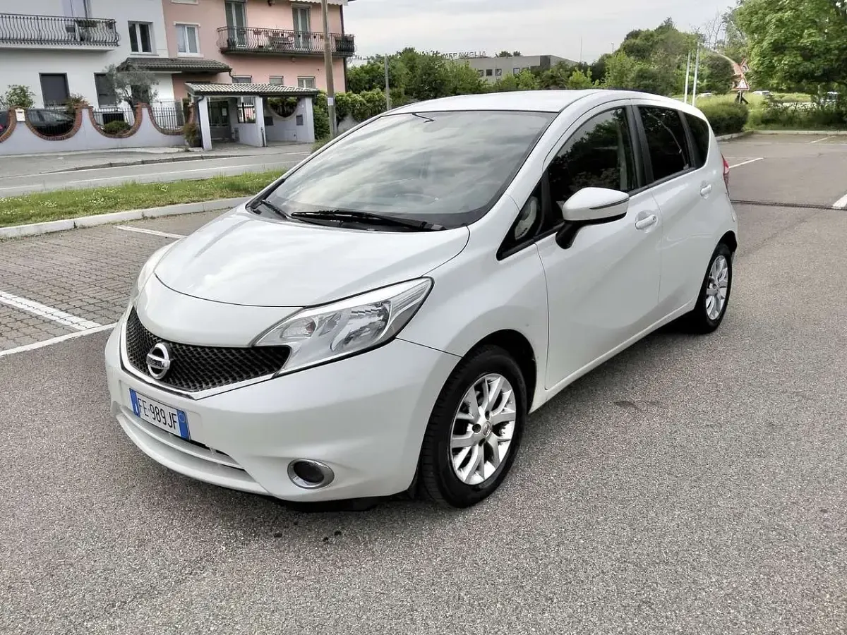 Usata Nissan Note 90 CV (66 kW) 2016 Bianco Utilitaria