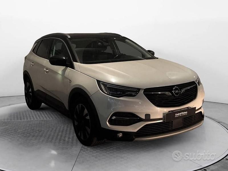 Usata Opel Grandland X S 120 CV (88 kW) 2017 Bianco perla SUV