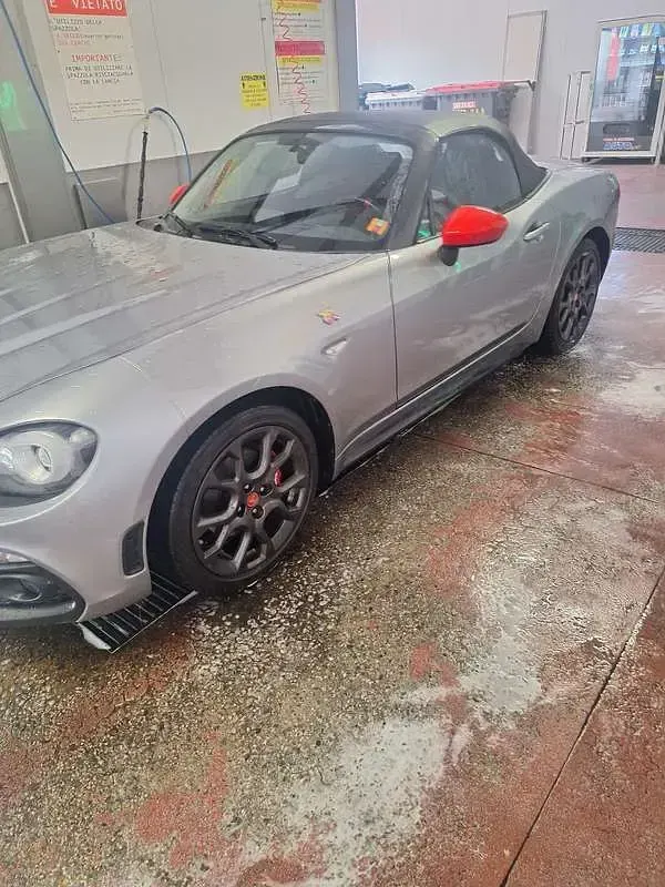 Usata Abarth 124 Spider 170 CV (125 kW) 2017 Argento Cabrio