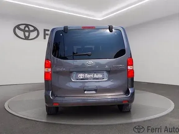 Usata Toyota Proace Verso Edition 180 CV (132 kW) 2023 Dark grey met Station wagon